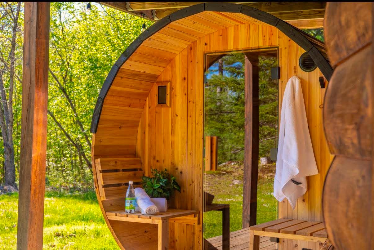 Cedar barrel sauna, wiped down and waiting